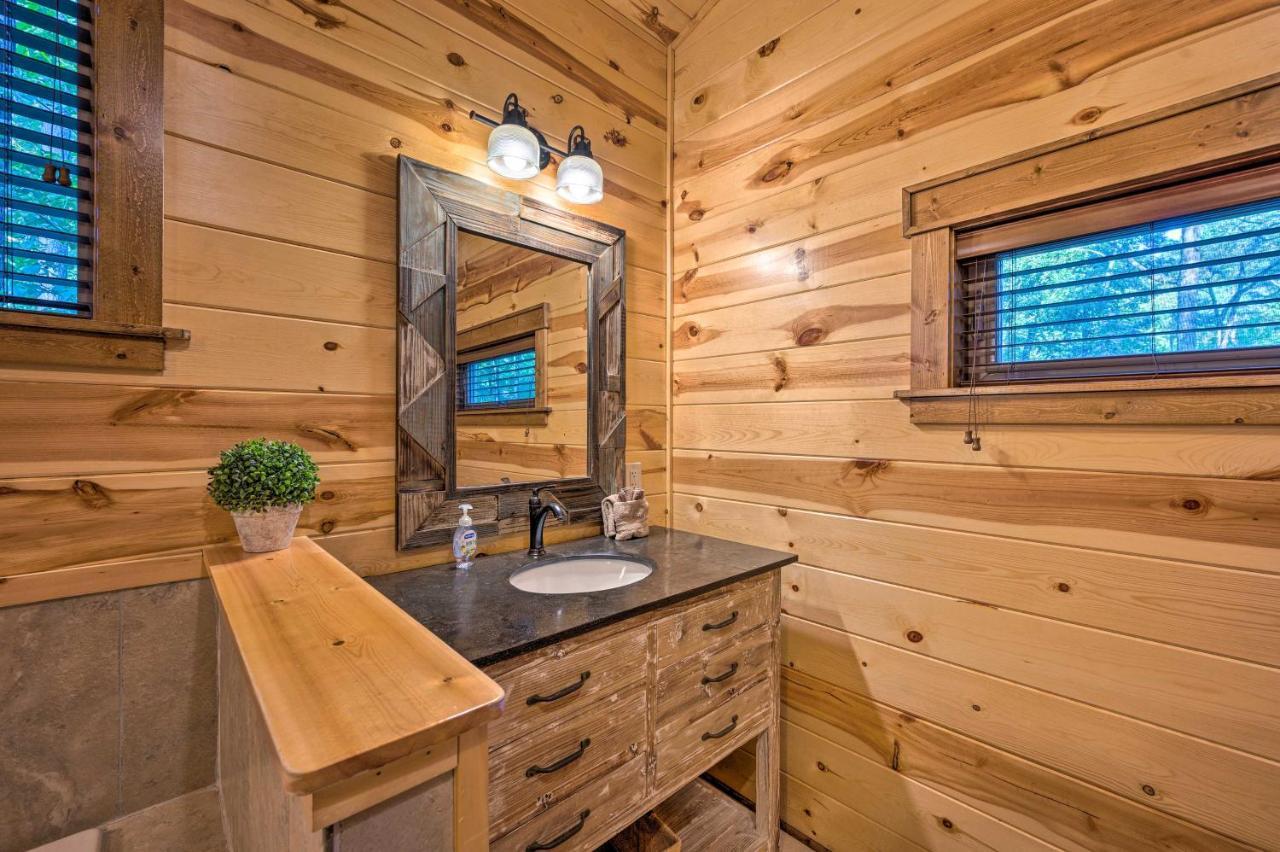 Creekside Broken Bow Cabin With Hot Tub And Fire Pit! Stephens Gap المظهر الخارجي الصورة